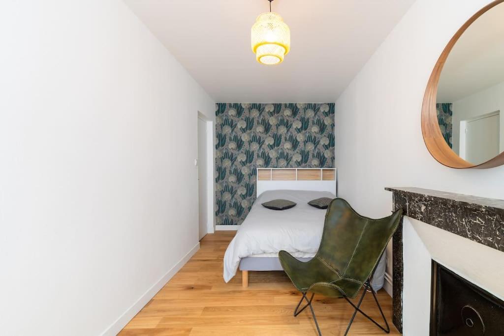 Appartement Meuse & Mono, En Hyper Centre Шарлевиль-Мезьер Экстерьер фото