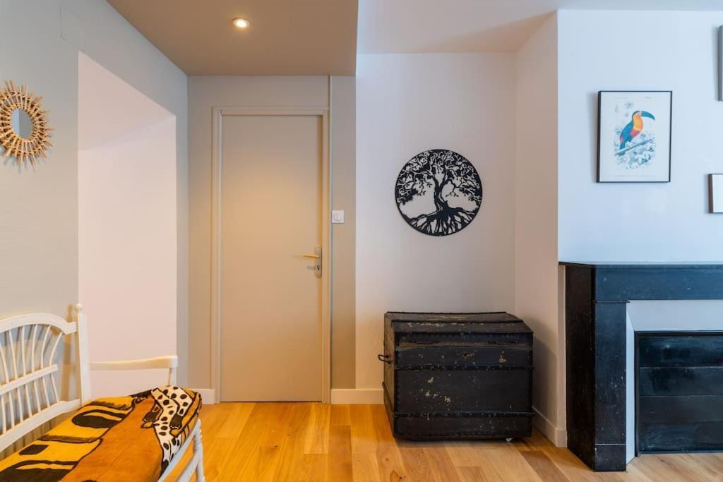 Appartement Meuse & Mono, En Hyper Centre Шарлевиль-Мезьер Экстерьер фото